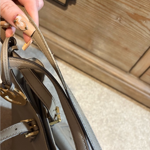 Michael Kors Beige Taupe Mirror MirroredTote Bag Shoulder Purse - Picture 9 of 14